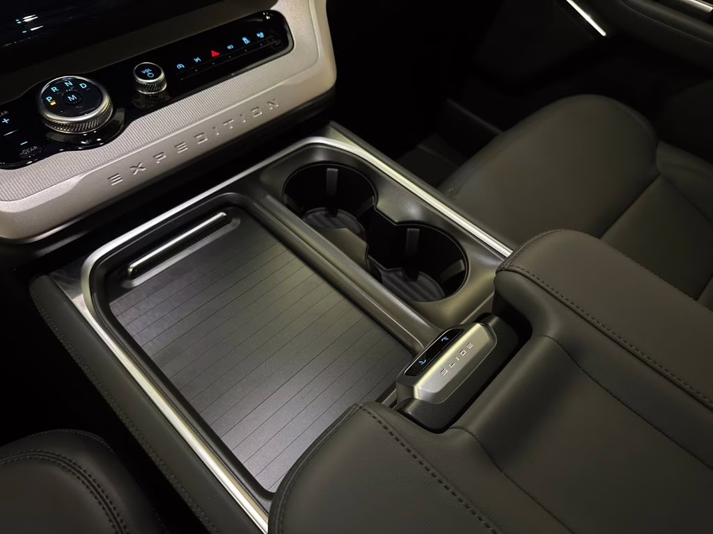 2026 Glacier Gray Metallic Tri-Coat Ford Expedition Max Active RWD SUV