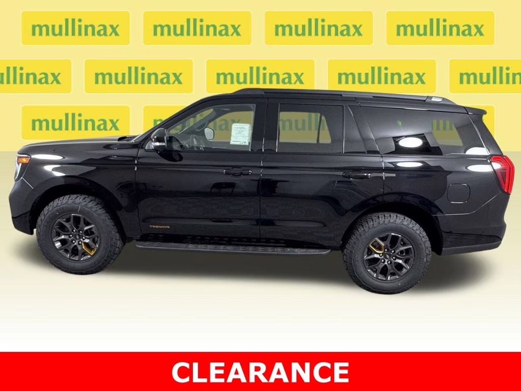 2026 Agate Black Metallic Ford Expedition Tremor 4X4 SUV