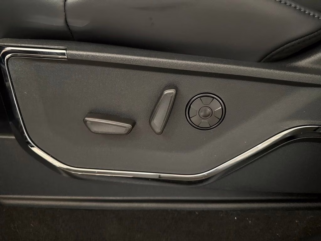 2026 Agate Black Metallic Ford Super Duty F-250 SRW Platinum 4X4 Truck