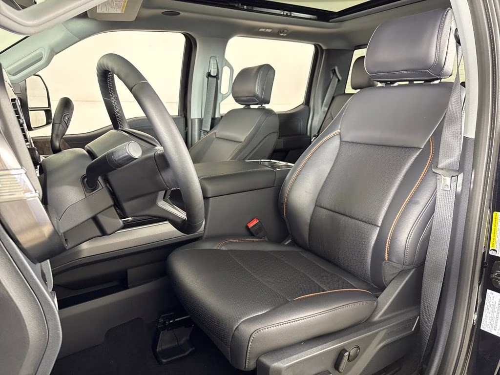 2026 Agate Black Metallic Ford Super Duty F-250 SRW Lariat 4X4 Truck