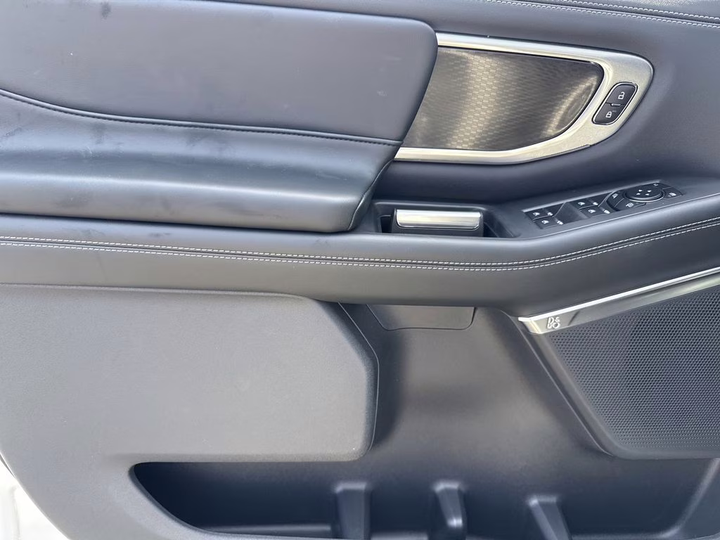 2026 Star White Metallic Tri-Coat Ford Expedition Max Platinum 4X4 SUV