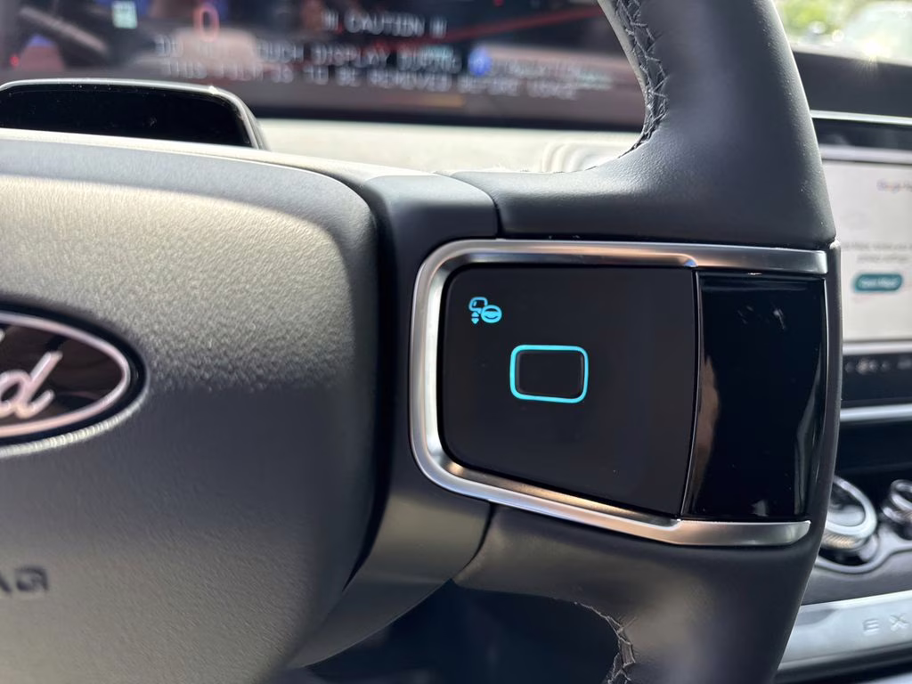 2026 Star White Metallic Tri-Coat Ford Expedition Max Platinum 4X4 SUV