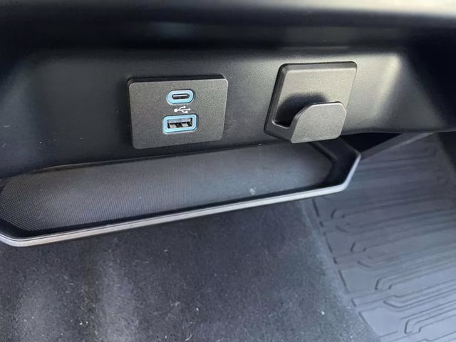 2023 Black Metallic Ford F-150 XLT 4X4 Truck