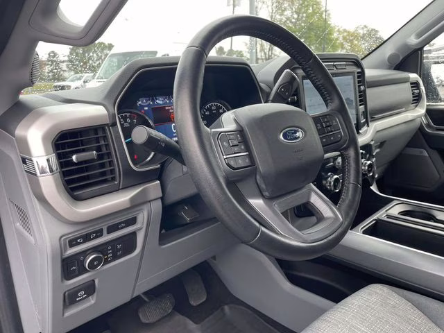 2022 Black Metallic Ford F-150 XLT 4X4 Truck