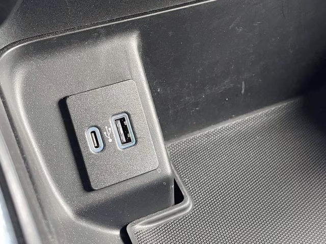 2022 Black Metallic Ford F-150 XLT 4X4 Truck