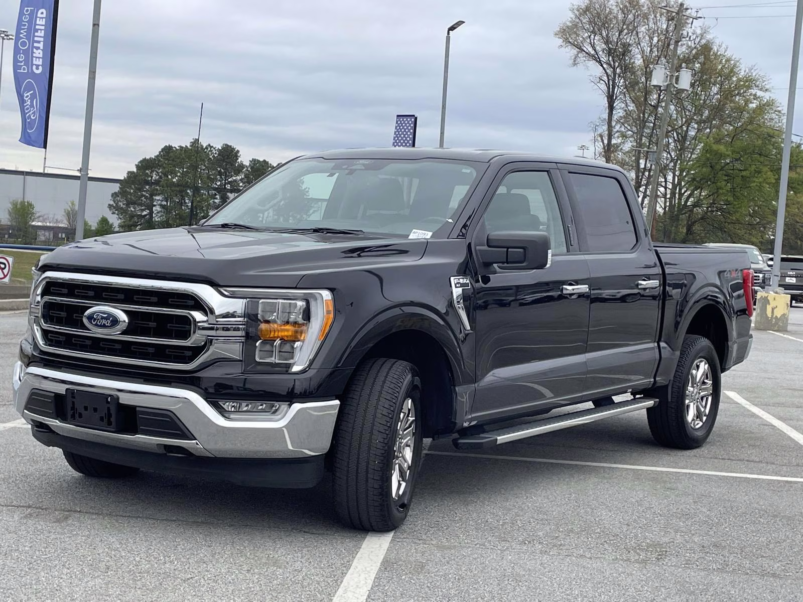 2022 Black Ford F-150 XLT 4X4 Truck