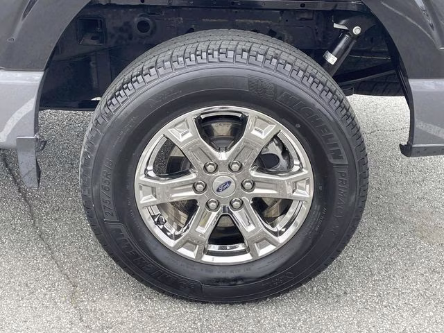 2022 Black Ford F-150 XLT 4X4 Truck