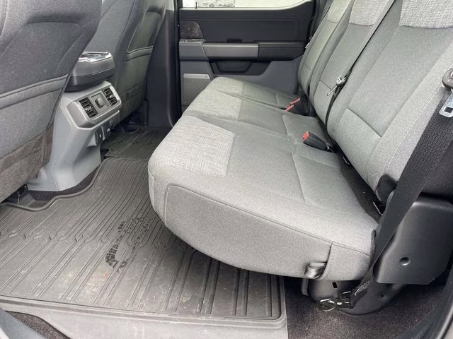 2022 Black Metallic Ford F-150 XLT 4X4 Truck