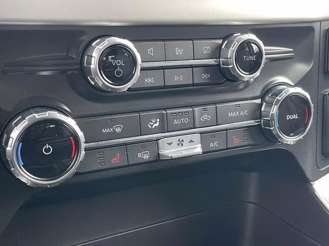 2022 Black Metallic Ford F-150 XLT 4X4 Truck