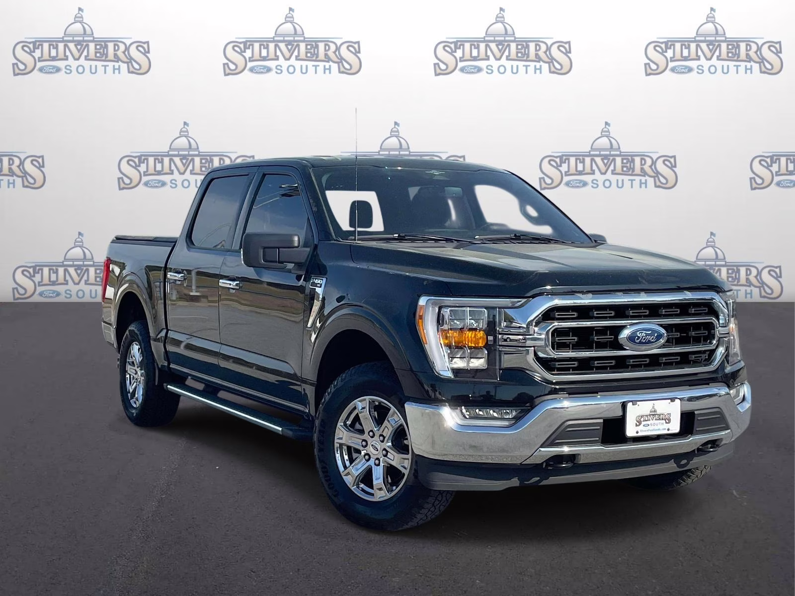 2023 Black Metallic Ford F-150 XLT 4X4 Truck