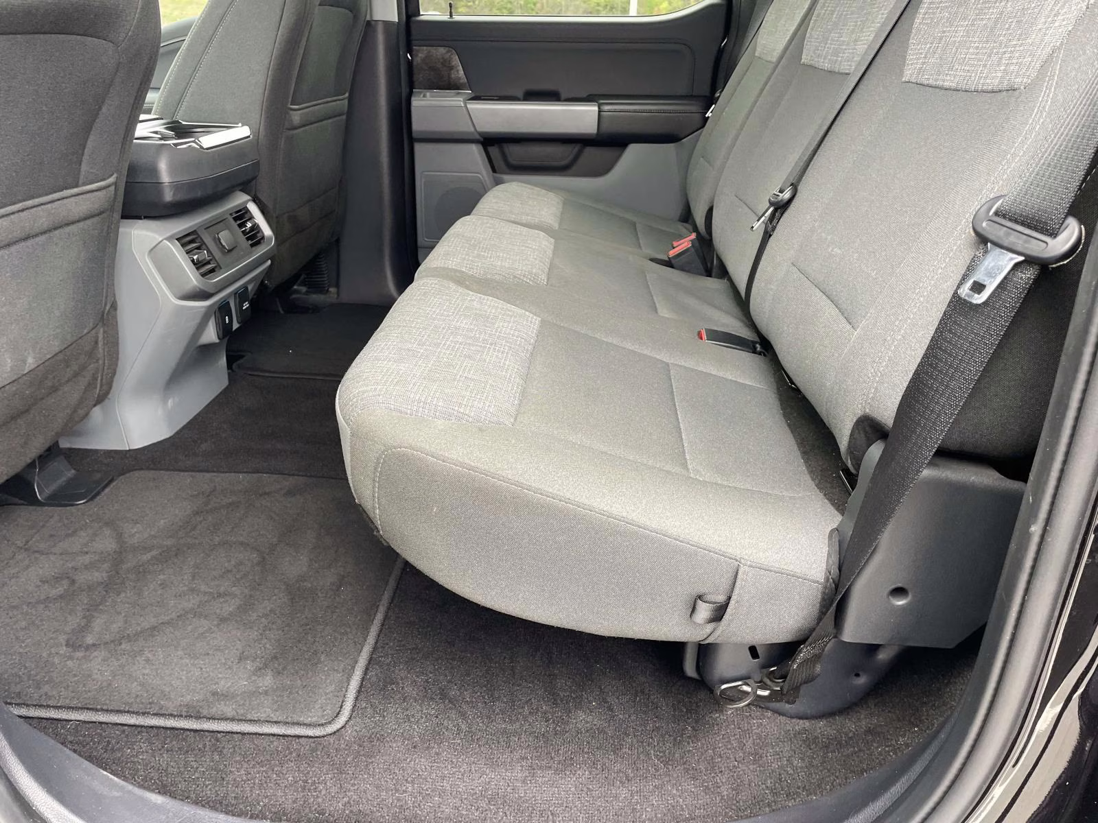 2022 Black Ford F-150 XLT 4X4 Truck