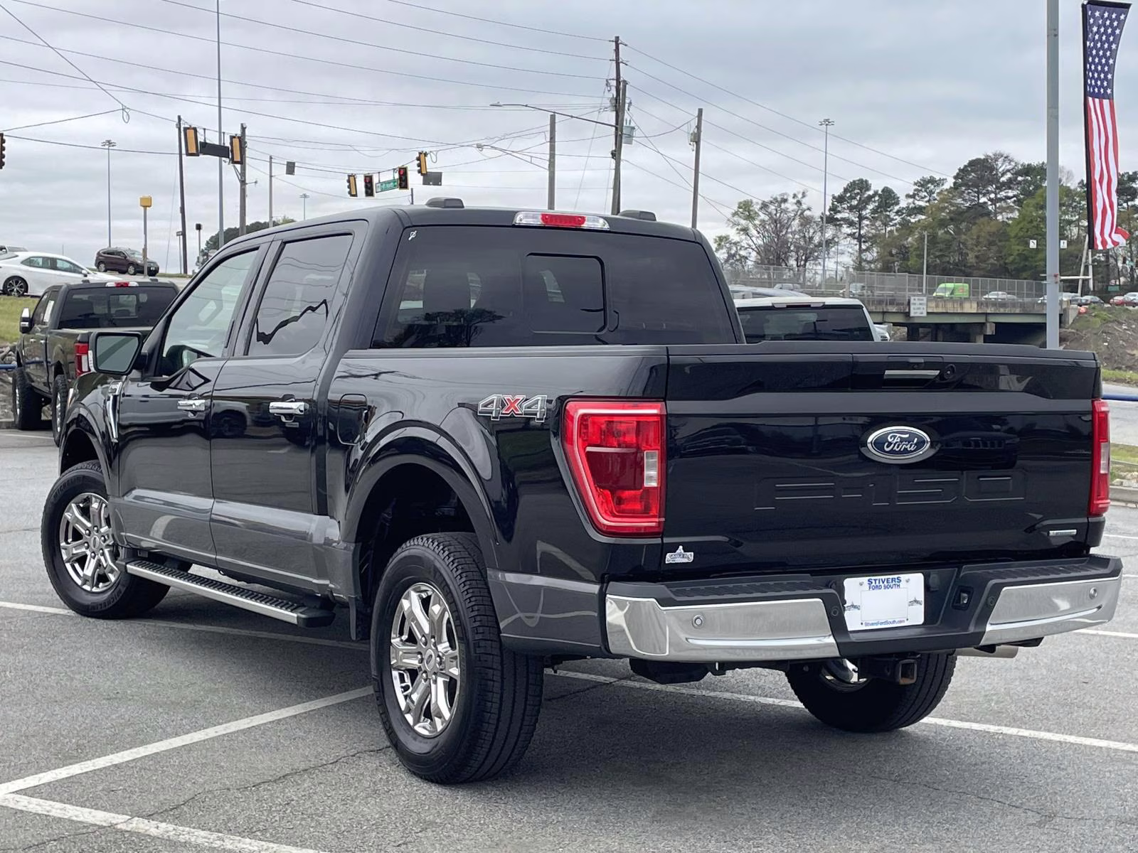 2022 Black Ford F-150 XLT 4X4 Truck