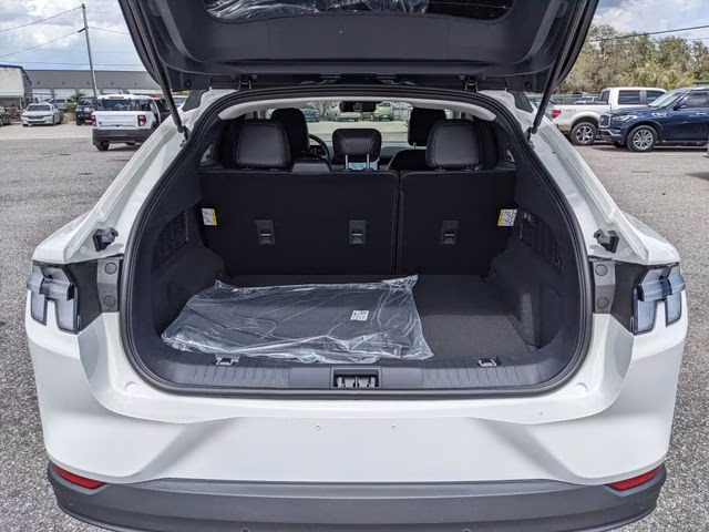 2026 Star White Metallic Tri-Coat Ford Mustang Mach-E Premium RWD SUV