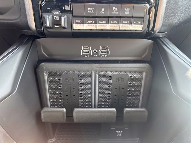 2026 Diamond Black Crystal Pearlcoat Ram 2500 Laramie Night Edition 4X4 Truck