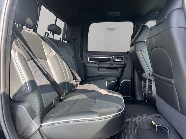 2026 Diamond Black Crystal Pearlcoat Ram 2500 Laramie Night Edition 4X4 Truck