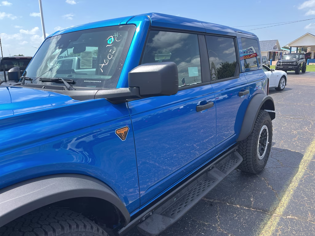 2026 Velocity Blue Metallic Ford Bronco Badlands 4X4 SUV