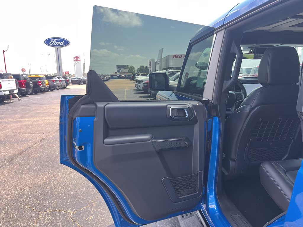2026 Velocity Blue Metallic Ford Bronco Badlands 4X4 SUV