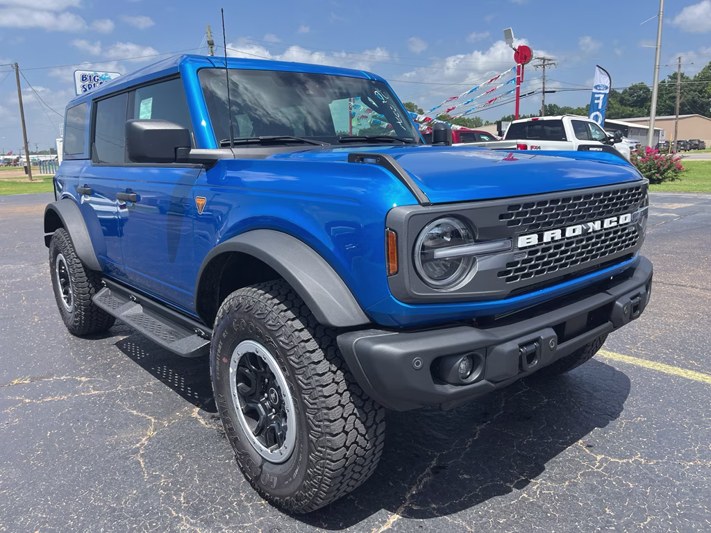 2026 Velocity Blue Metallic Ford Bronco Badlands 4X4 SUV