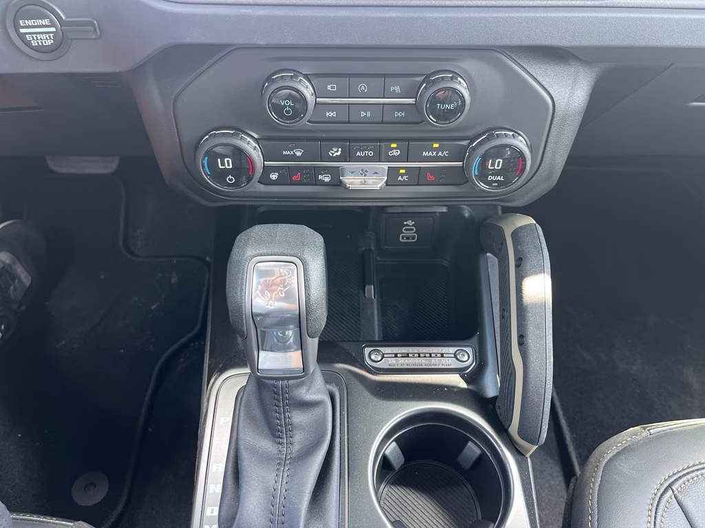 2026 Velocity Blue Metallic Ford Bronco Badlands 4X4 SUV