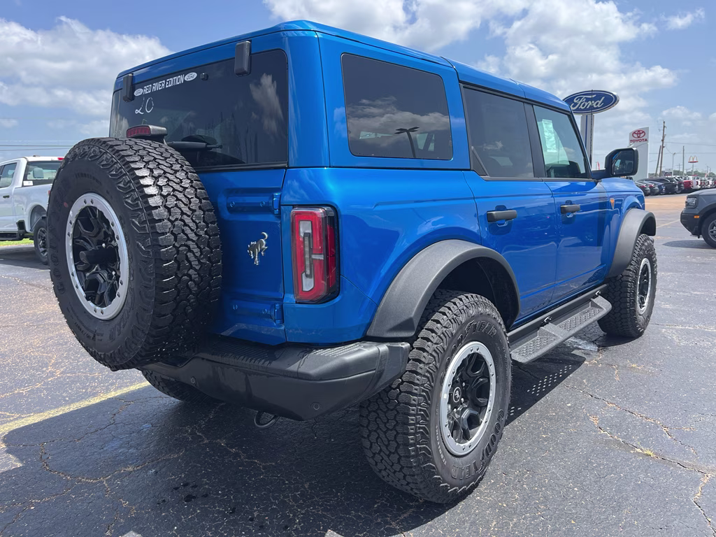 2026 Velocity Blue Metallic Ford Bronco Badlands 4X4 SUV