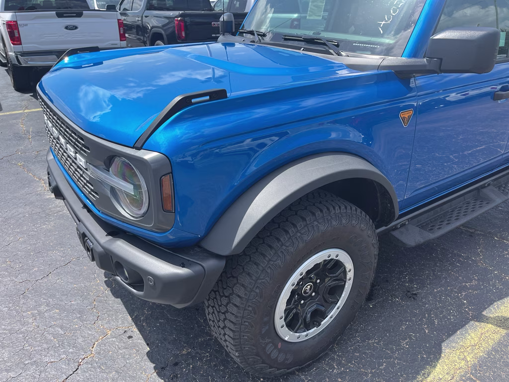 2026 Velocity Blue Metallic Ford Bronco Badlands 4X4 SUV