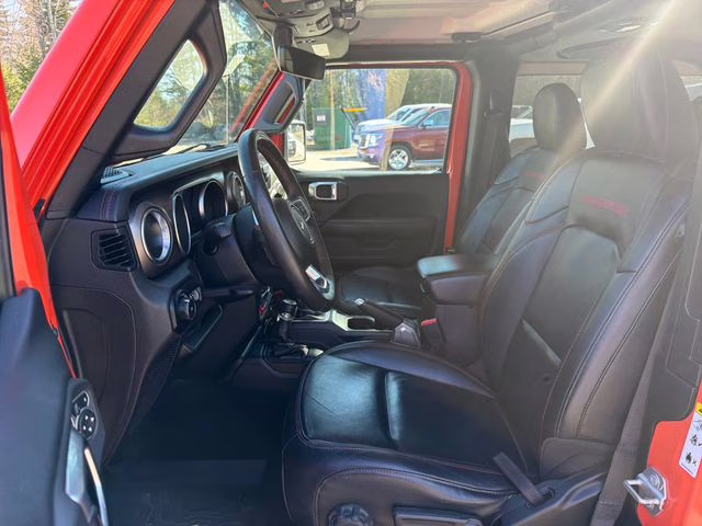 2018 Punkn Metallic Clearcoat Jeep Wrangler Rubicon 4X4 SUV