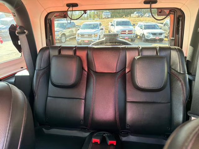 2018 Punkn Metallic Clearcoat Jeep Wrangler Rubicon 4X4 SUV
