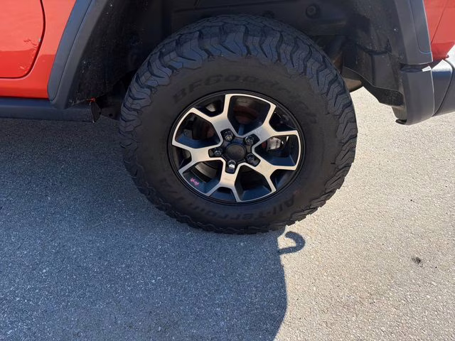 2018 Punkn Metallic Clearcoat Jeep Wrangler Rubicon 4X4 SUV