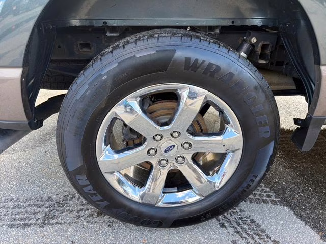 2021 Gray Ford F-150 Lariat 4X4 Truck