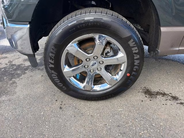 2021 Gray Ford F-150 Lariat 4X4 Truck