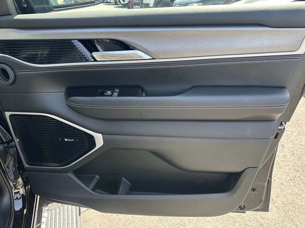 2026 High Gloss Black Jeep Grand Wagoneer Limited Reserve 4X4 SUV