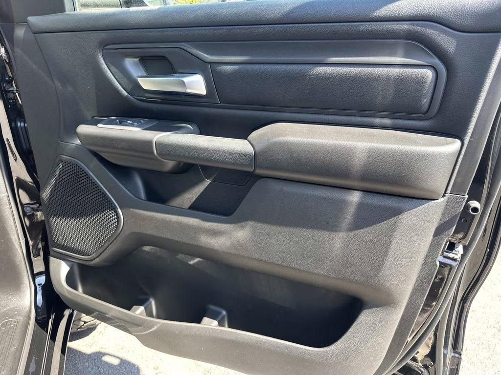 2026 Diamond Black Crystal Pearlcoat Ram 1500 Warlock 4X4 Truck