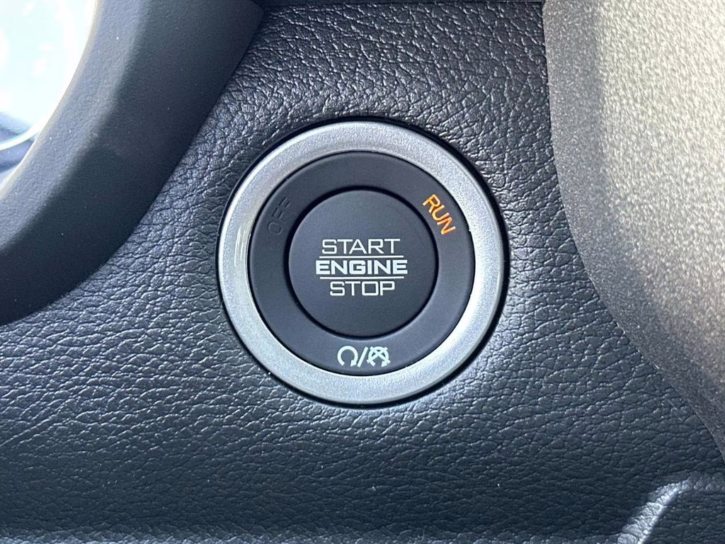 2026 Diamond Black Crystal Pearlcoat Ram 1500 Warlock 4X4 Truck