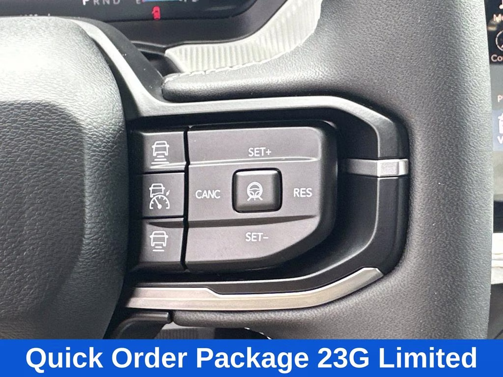 2026 Sting-Gray Clearcoat Jeep Cherokee Limited 4X4 SUV