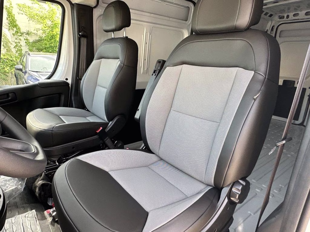 2026 Bright White Clearcoat Ram ProMaster 2500 High Roof FWD Van