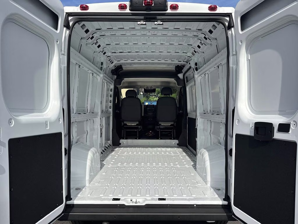 2026 Bright White Clearcoat Ram ProMaster 2500 High Roof FWD Van