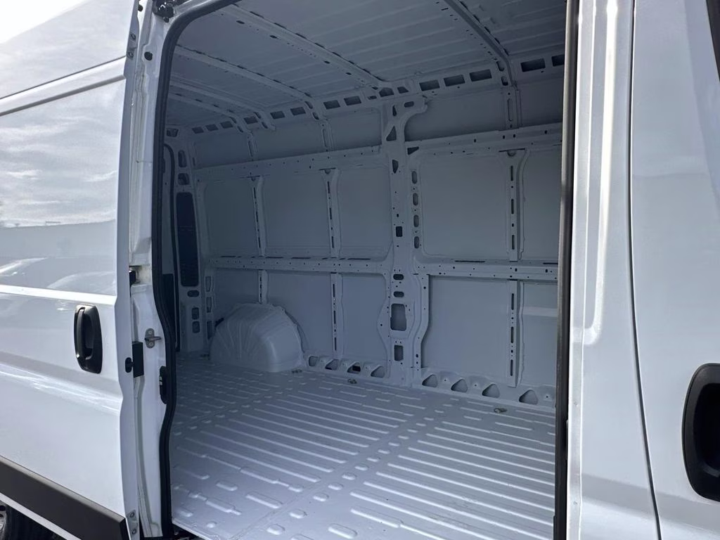 2026 Bright White Clearcoat Ram ProMaster 2500 High Roof FWD Van