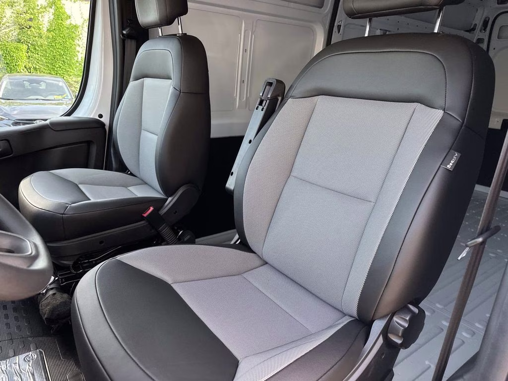 2026 Bright White Clearcoat Ram ProMaster 2500 High Roof FWD Van