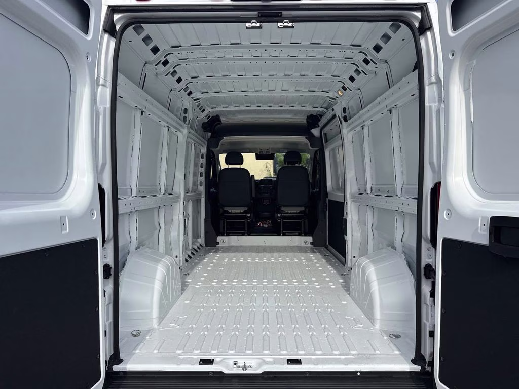 2026 Bright White Clearcoat Ram ProMaster 2500 High Roof FWD Van