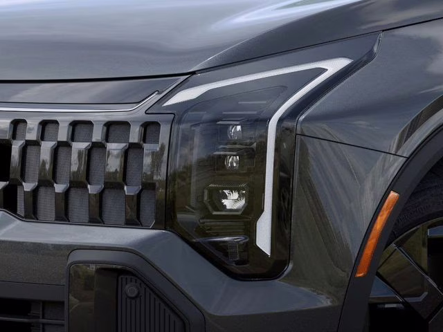 2026 Gravity Gray Kia Sportage Hybrid X-Line AWD SUV