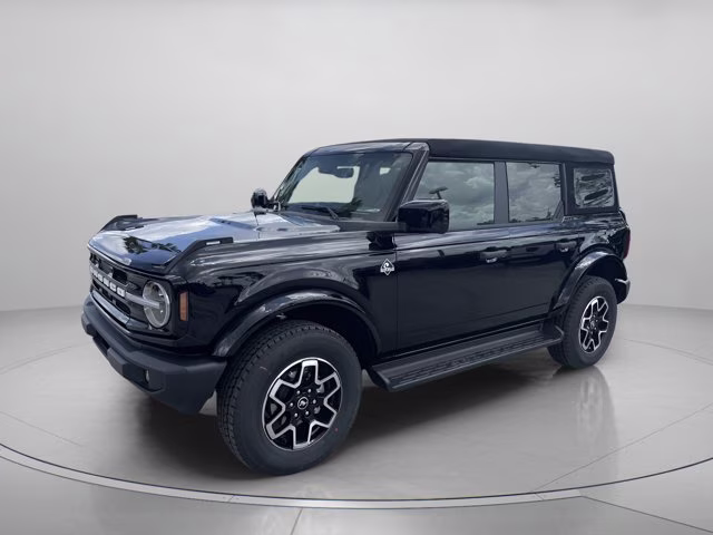 2026 Shadow Black Ford Bronco Outer Banks 4X4 Convertible
