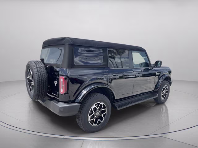 2026 Shadow Black Ford Bronco Outer Banks 4X4 Convertible