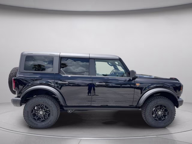 2026 Shadow Black Ford Bronco Badlands 4X4 Convertible