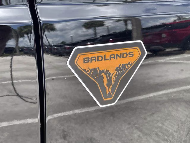 2026 Shadow Black Ford Bronco Badlands 4X4 Convertible