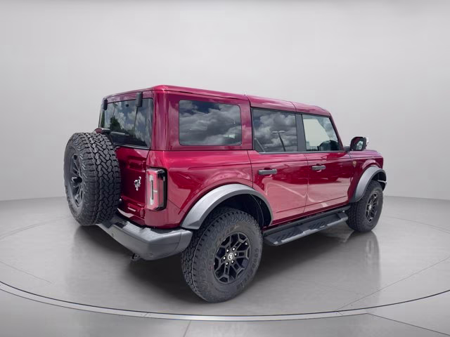 2026 Ruby Red Metallic Tinted Clearcoat Ford Bronco Badlands 4X4 Convertible