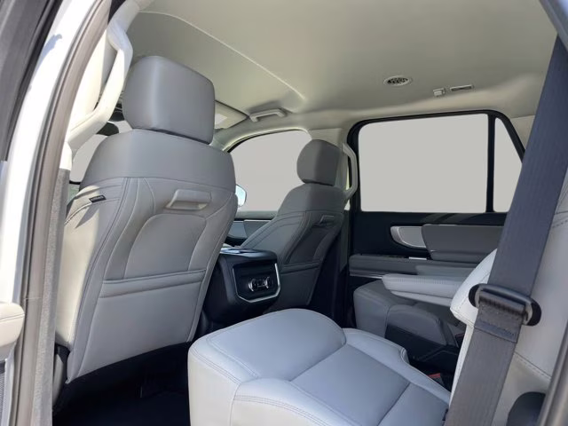 2026 Space Silver Metallic Ford Expedition Active RWD SUV