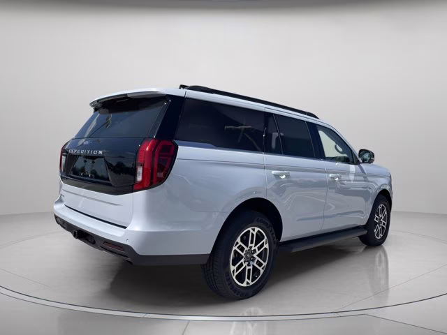 2026 Space Silver Metallic Ford Expedition Active RWD SUV