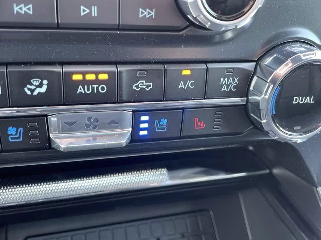 2026 Iconic Silver Metallic Ford F-150 LARIAT RWD Truck