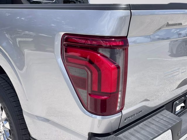 2026 Iconic Silver Metallic Ford F-150 LARIAT RWD Truck