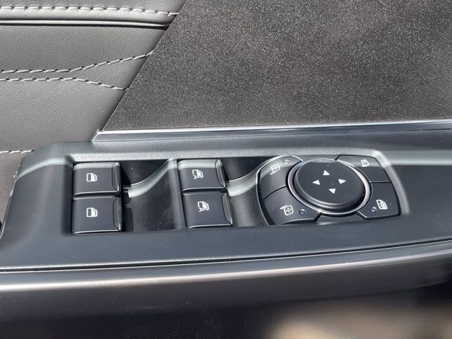 2026 Star White Metallic Tri-Coat Ford F-150 Platinum 4X4 Truck